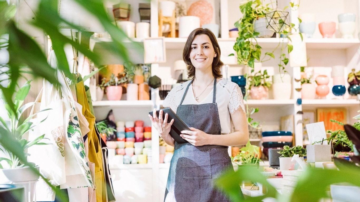 When “Big Agency Thinking” Fails Small and Mid-Sized Businesses When “Big Agency Thinking” Fails Small and Mid-Sized Businesses